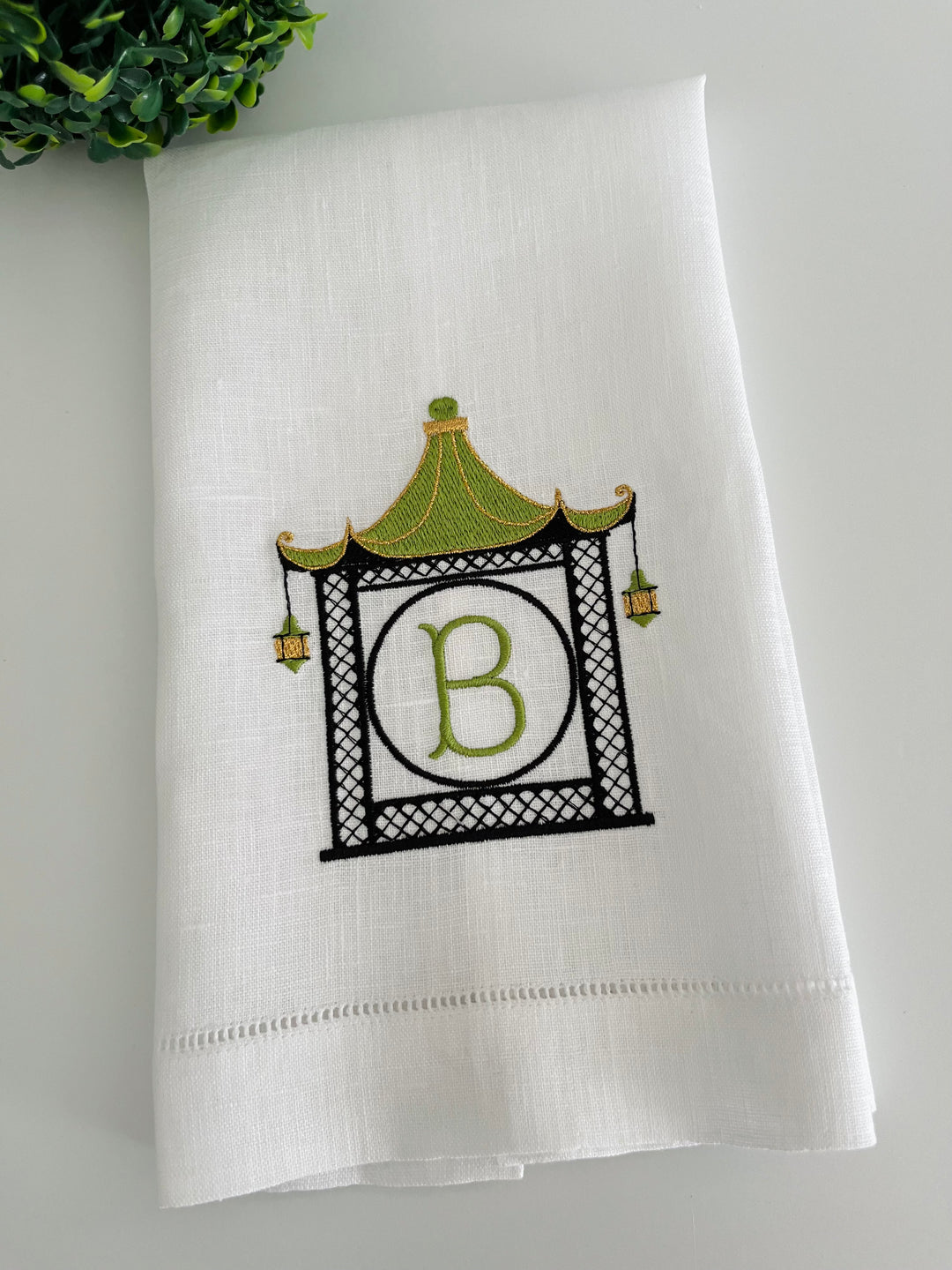 Linen Trellis Pagoda Guest Towel