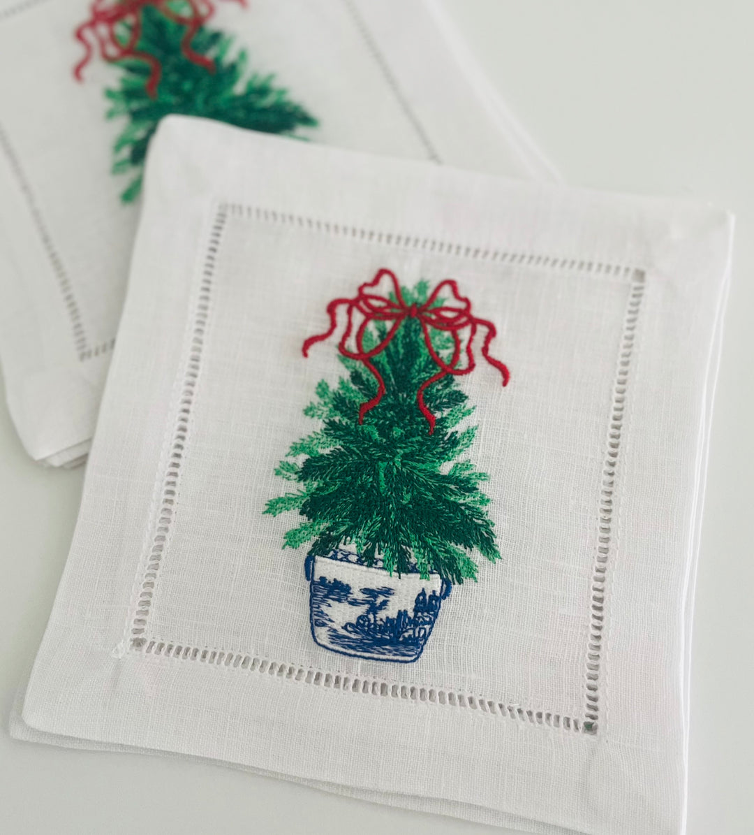 Ginger Jar Christmas Tree Cocktail Napkins - Set of Four
