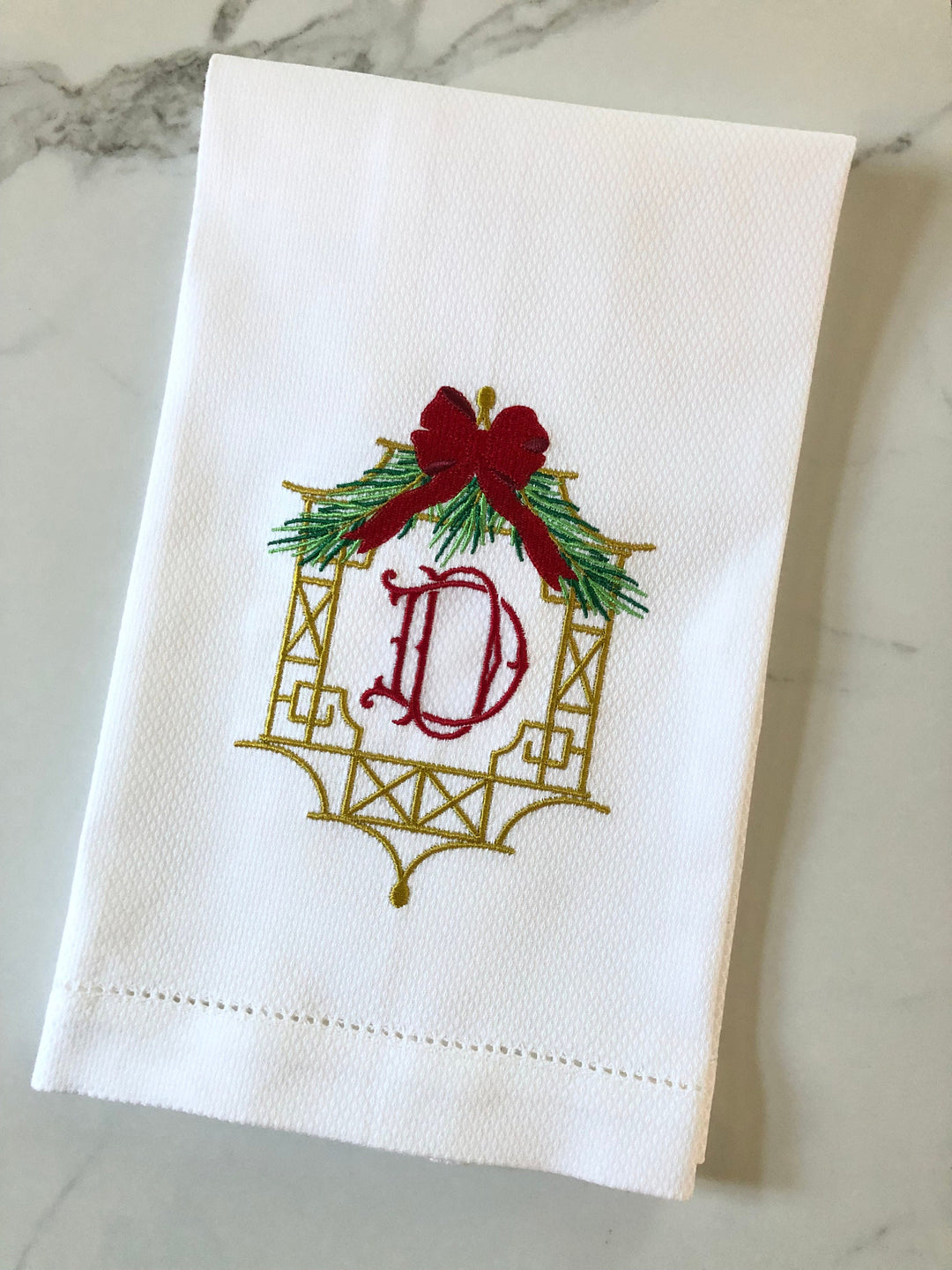 Chinoiserie Christmas Frame Guest Towel